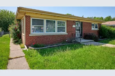 7810 E Prairie Road, Skokie, IL 60076 - Photo 1