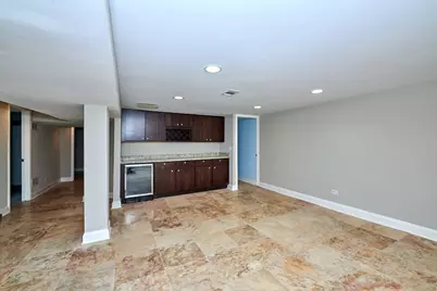 7810 E Prairie Road, Skokie, IL 60076 - Photo 14