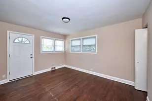 7810 E Prairie Rd, Skokie, IL 60076 - Photo 10