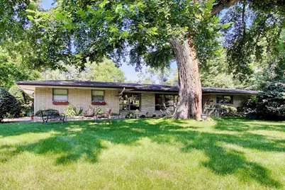6370 Pontiac Drive, Indian Head Park, IL 60525 - Photo 2