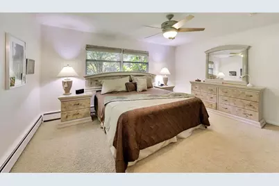 6370 Pontiac Drive, Indian Head Park, IL 60525 - Photo 22
