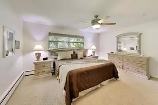 6370 Pontiac Dr, Indian Head Park, IL 60525 - Photo 22
