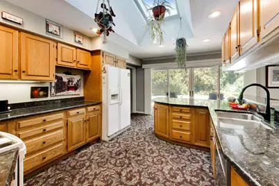 6370 Pontiac Drive, Indian Head Park, IL 60525 - Photo 14