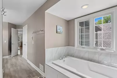 21 Stonehenge Court, Burr Ridge, IL 60527 - Photo 20