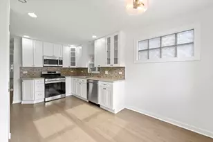 7234 N Hamilton Ave, Chicago, IL 60645 - Photo 20