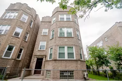 2433 W Fargo Avenue #3, Chicago, IL 60645 - Photo 1