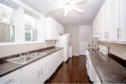 2433 W Fargo Avenue #3, Chicago, IL 60645 - Photo 8