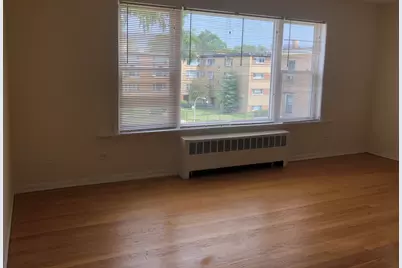 6130 N Seeley Avenue #3S, Chicago, IL 60659 - Photo 2