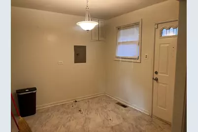 9725 S Van Vlissingen Road, Chicago, IL 60617 - Photo 4