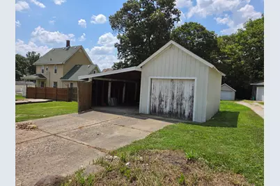 408 Lawrence Avenue, Marseilles, IL 61341 - Photo 2