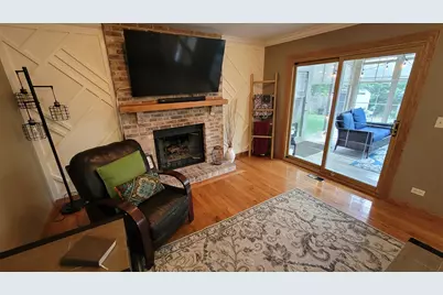 3885 Thornberry Way, Lake in the Hills, IL 60156 - Photo 26