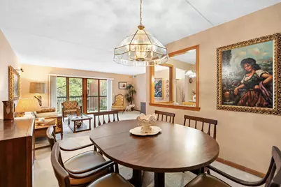 8560 W Foster Avenue #202, Norridge, IL 60706 - Photo 4