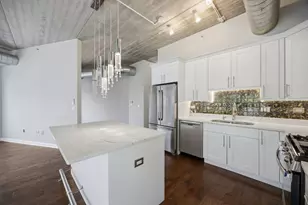 845 N Kingsbury St, Chicago, IL 60610 - Photo 8