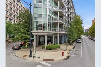 845 N Kingsbury Street #208, Chicago, IL 60610 - Photo 2