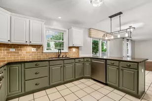 625 Coneflower Ct, Romeoville, IL 60446 - Photo 8