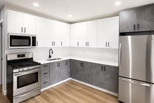 5527 S Loomis Blvd, Chicago, IL 60636 - Photo 2