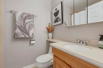 8620 Waukegan Road #405, Morton Grove, IL 60053 - Photo 20