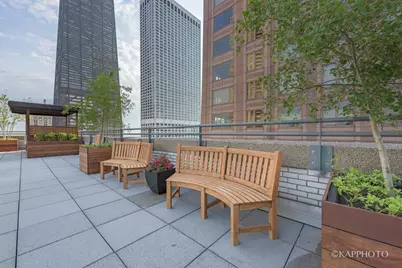 777 N Michigan Avenue #2406, Chicago, IL 60611 - Photo 34