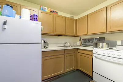 777 N Michigan Avenue #2406, Chicago, IL 60611 - Photo 14