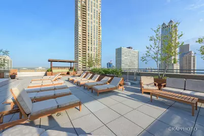 777 N Michigan Avenue #2406, Chicago, IL 60611 - Photo 28