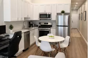 2501 N Southport Ave, Chicago, IL 60614 - Photo 2