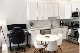 2501 N Southport Ave, Chicago, IL 60614 - Photo 4