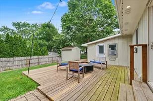 2312 Blackthorn Dr, Champaign, IL 61821 - Photo 34