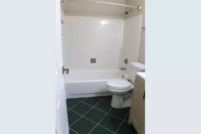 317 Woodbury Court #B2, Schaumburg, IL 60193 - Photo 10