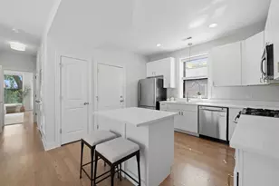 2312 W McLean Ave, Chicago, IL 60647 - Photo 4