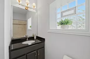 2312 W McLean Ave, Chicago, IL 60647 - Photo 18