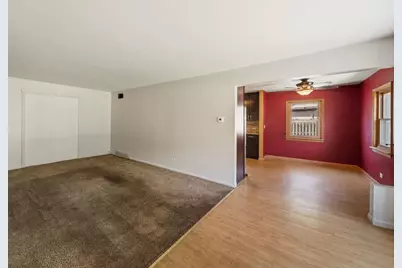 5706 Leitch Avenue, Countryside, IL 60525 - Photo 10