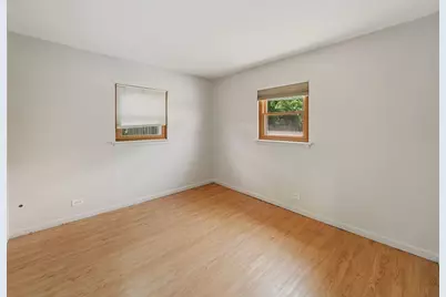 5706 Leitch Avenue, Countryside, IL 60525 - Photo 12