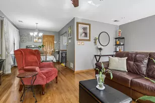 5326 S Nagle Ave, Chicago, IL 60638 - Photo 4