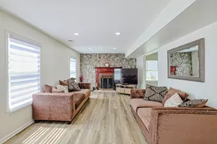 1861 Seneca Dr, Hanover Park, IL 60133 - Photo 8