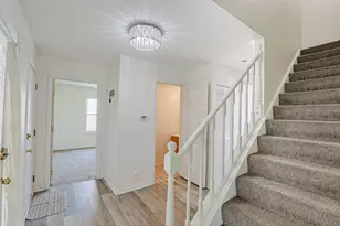 1861 Seneca Dr, Hanover Park, IL 60133 - Photo 18