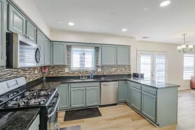 1861 Seneca Drive, Hanover Park, IL 60133 - Photo 10