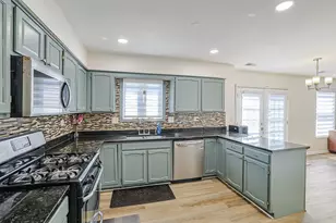 1861 Seneca Dr, Hanover Park, IL 60133 - Photo 10