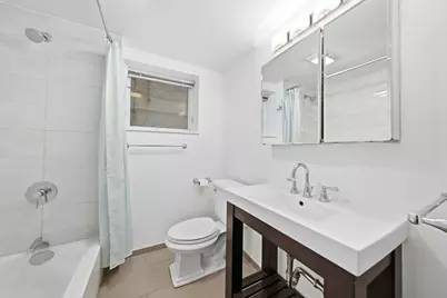 1225 W Newport Street #G, Chicago, IL 60657 - Photo 8