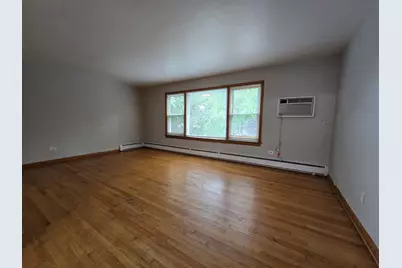 6801 13th Street #2E, Berwyn, IL 60402 - Photo 2