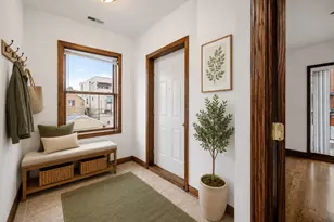 2318 N Hamilton Ave, Chicago, IL 60647 - Photo 20