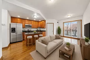 2318 N Hamilton Ave, Chicago, IL 60647 - Photo 2