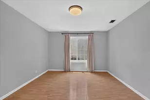 901 Ashford Ln, Westmont, IL 60559 - Photo 18