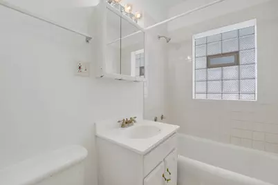 1743 N Moody Avenue, Chicago, IL 60639 - Photo 12