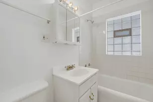 1743 N Moody Ave, Chicago, IL 60639 - Photo 12
