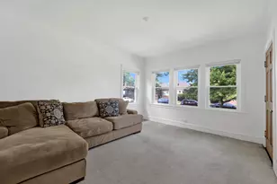 1743 N Moody Ave, Chicago, IL 60639 - Photo 2