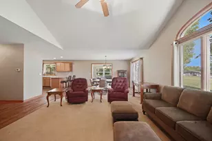 311 N Jackson St, Morrison, IL 61270 - Photo 18