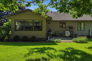 311 N Jackson St, Morrison, IL 61270 - Photo 4
