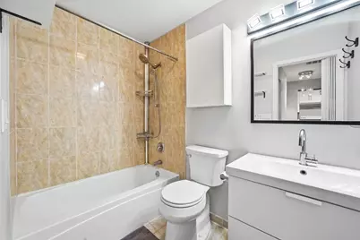 650 Perrie Drive #303, Elk Grove Village, IL 60007 - Photo 14
