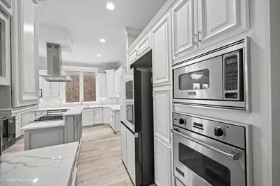 7381 S Madison Street, Burr Ridge, IL 60527 - Photo 18