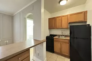 434 W Wellington Ave, Chicago, IL 60657 - Photo 4